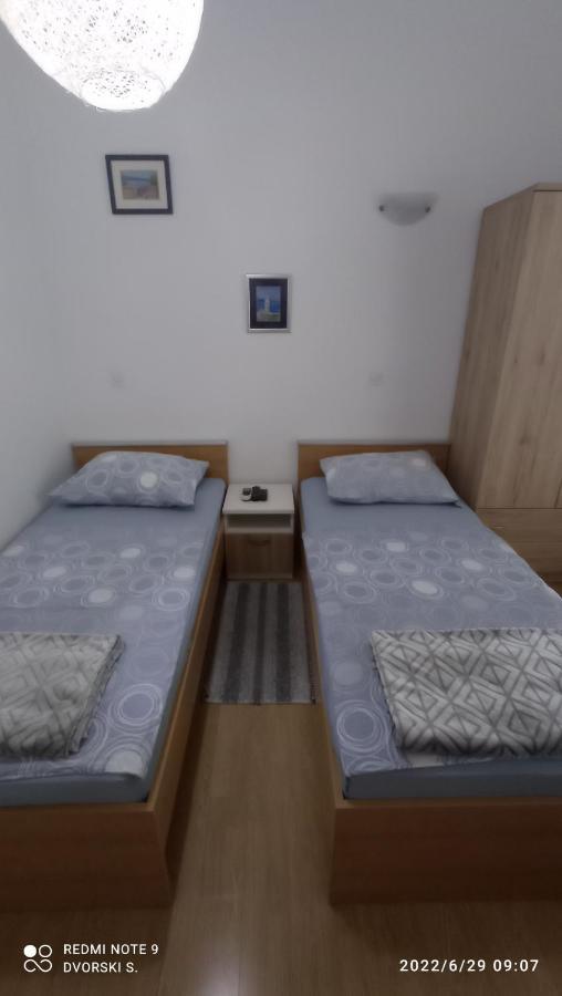 Dvorski Apartment *
