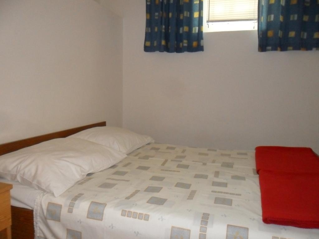Dvorski Apartment Mandre